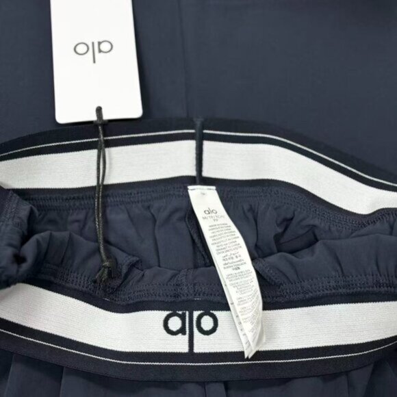 ALO Yoga Suit Up Trouser Navy Blue (Regular)🥰🥰 - Picture 3 of 10